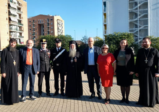 Al momento stai visualizzando Inaugurarea Bibliotecii Parohiale „Sfântul Grigorie cel Mare” – Roma Torre Angela | Acțiunea „Un copac pentru viață” – proiect în colaborare cu Municipiul Roma VI